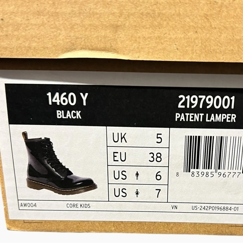 🌻NEW Dr. Martens 1460 Youth Patent Leather Lace-Up Boots Yellow Stitch Boots